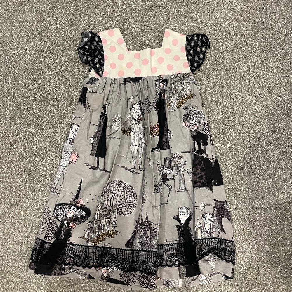 Sweet Petunia clothing | Halloween dress | 5T